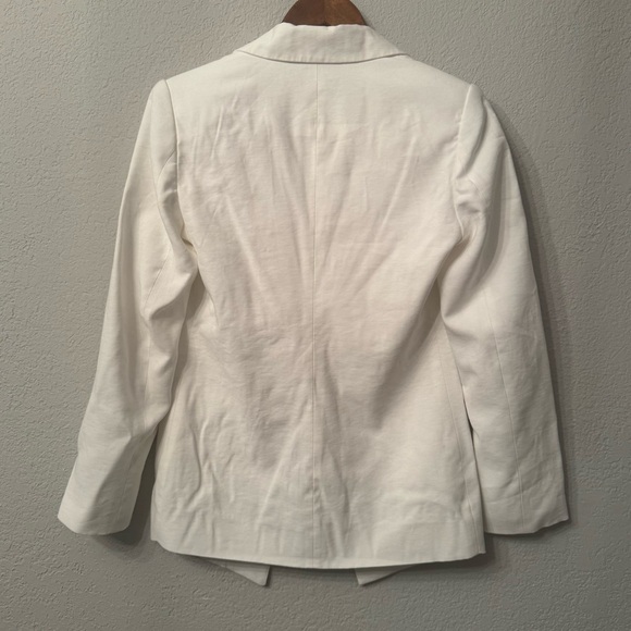 Women's The Sei White Blazer - Picture 4 of 7